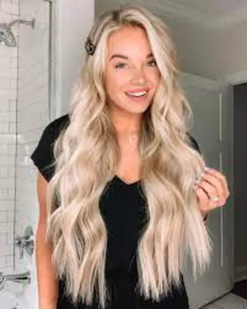 MAGICOLOR Hair product image – a beautiful lady